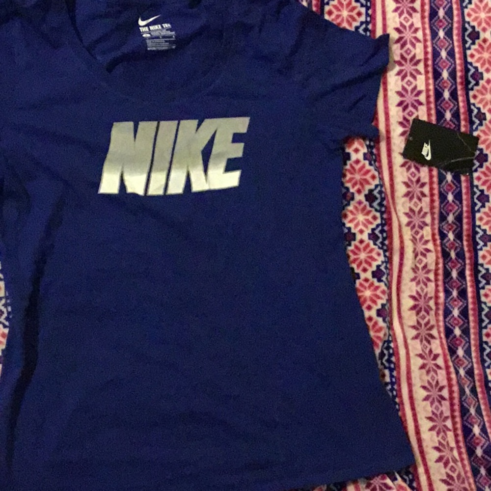 Nike Tee